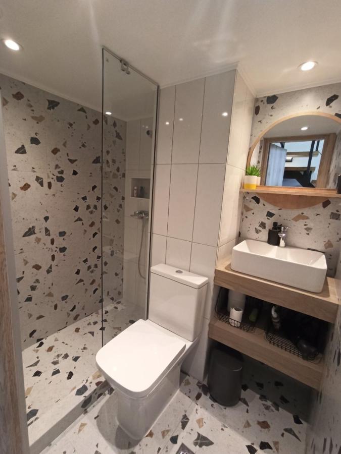 City Center Loft With Private Parking Kavála Luaran gambar