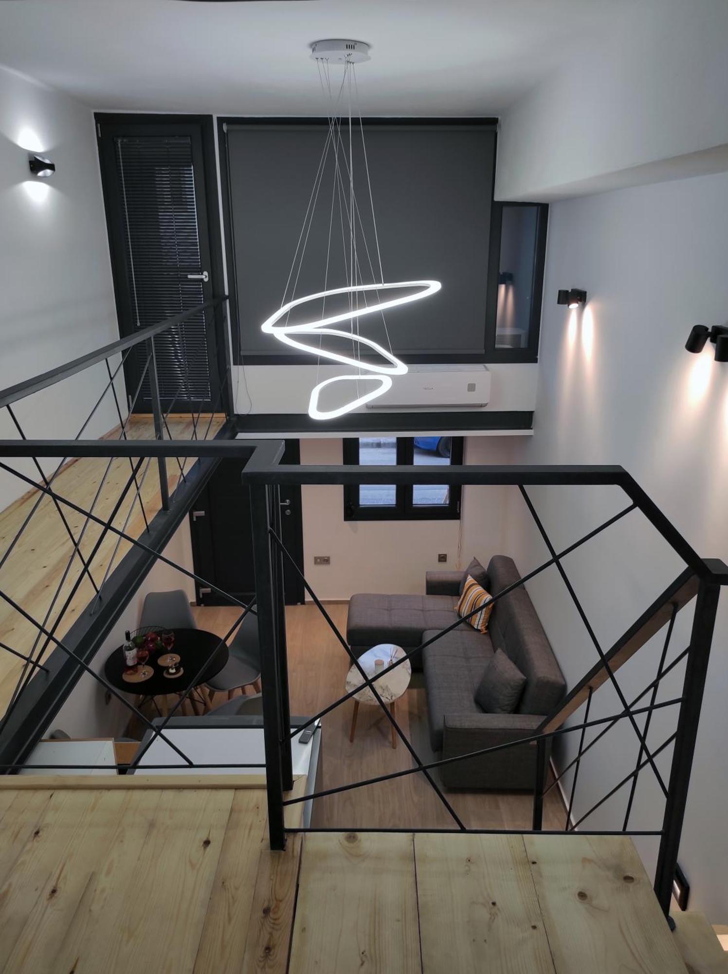 City Center Loft With Private Parking Kavála Luaran gambar