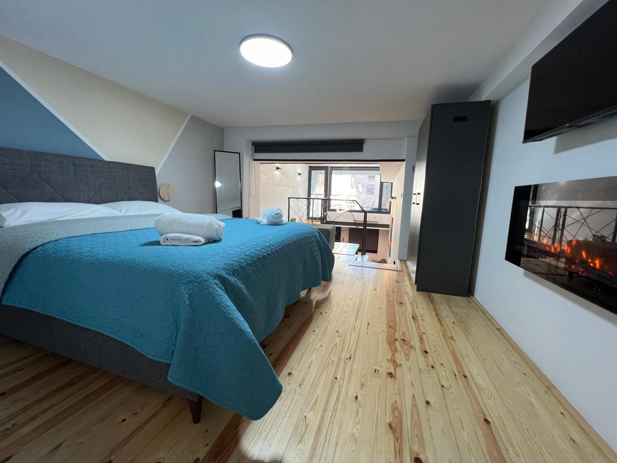 City Center Loft With Private Parking Kavála Luaran gambar